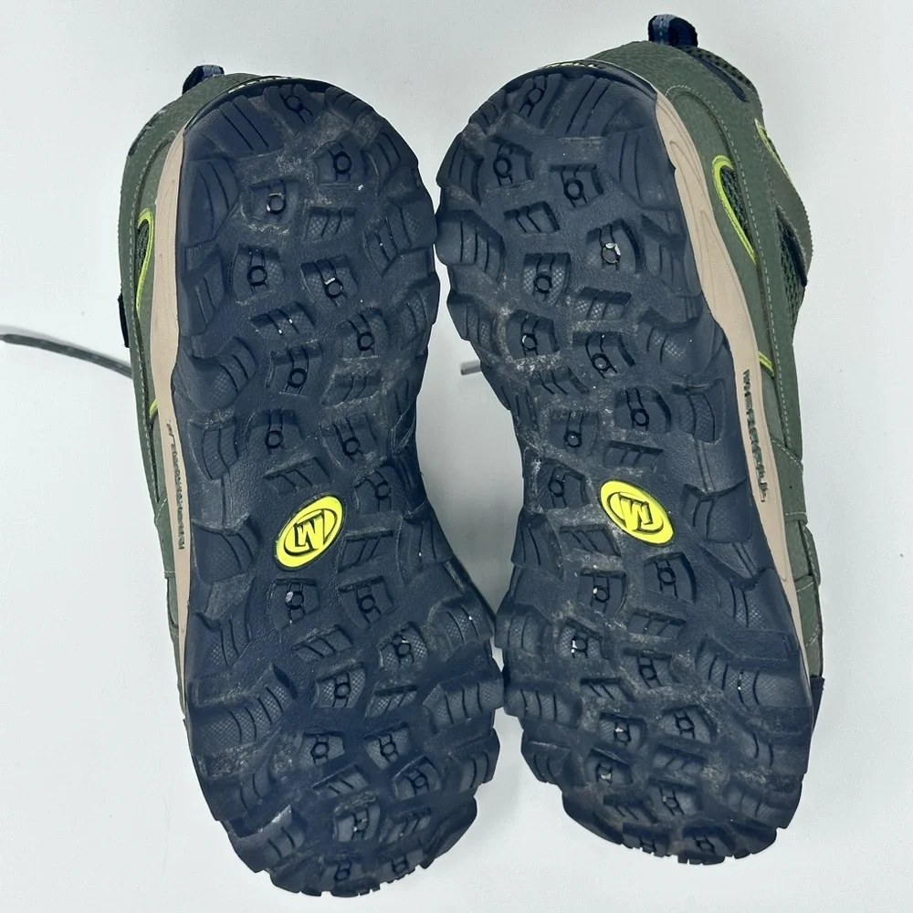 Merrell explore outdoors